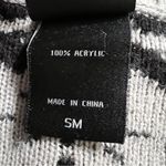 Hot Topic  Girl’s Harry Potter Fair Isle Acrylic Cardigan Size Small 11444693. Photo 4