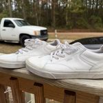 Vans  Women’s Seldan White leather Skate shoes size 8 Photo 3