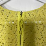 Loft EUC Ann Taylor‎  women’s greenish yellow lace cap sleeve blouse small petite Photo 3