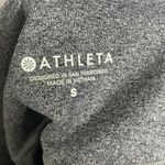 Athleta  Women's Size Small Heathered Gray Chaturanga Crop Leggings Capri Stretch Photo 5