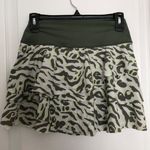  OFFLINE By Aerie Tiered Athletic Skort Medium Olive Green &‎ White NWT Photo 1