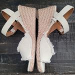 Tommy Bahama  Wedge Sandals Womens Size 9.5 Photo 2