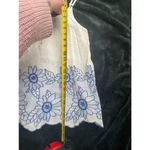 Entro Women's  White and‎ Blue Embroidered Floral Boutique Tank Top Size S Photo 5