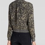 Bella Dahl  | Odelle Camo Bomber Jacket Photo 3