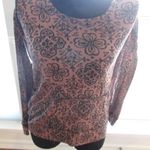 Fang Lightweight Hoodie Photo 0