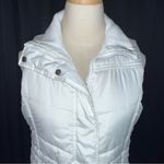 NEW YORK & COMPANY NY&C Solid White Puffer Zip Up Vest Small Photo 1