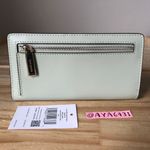 Kate Spade Wallet Photo 1