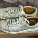 UGG  Sneakers Photo 3