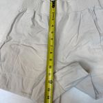 Lululemon High-Rise Short - XS Photo 4