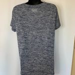Under Armour  Loose Heat Gear Shirt Photo 2