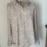 Abercrombie & Fitch Abercrombie boyfriend fit zebra print long sleeve button down top size Small Photo 0