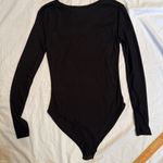 Boohoo  black ribbed keyhole bodysuit  Photo 4