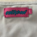 Edikted V-Neck Shirt Photo 3