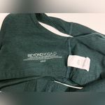 Beyond Yoga  Forest Green V-Neck Top 💚 Photo 7
