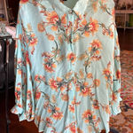 Nine West 🌻🌻🌻BOGOHO 🌻🌻🌻 Floral Blouse Photo 0