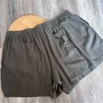 Universal Standard  easy pull on shorts green linen‎ blend Photo 5