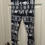 Old Navy  gray winter design thermal leggings size Large Photo 3