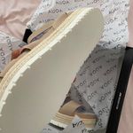 AQUA Sandles Photo 2