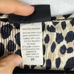 Maggie Barnes  Crinkle Fabric Leopard Print Flutter Sleeve Blouse Women’s Size 2X Photo 5
