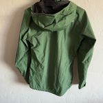 The North Face Green rain jacket key with hood and bill size xs Photo 4