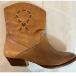 Dingo Women’s Vintage  Whipstitch Western Brown Ankle Boots Soft Leather Size 7 Photo 4