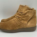 Munro Toasted Sesame Water Resistant Suede Scout Booties Ankle Boots 6M New Photo 0