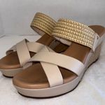 UGG  Women’s Adriana Platform Espadrille Style Wedge Cream Sandals Size 11 Photo 2