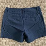 Lands End Womens size 2 black khaki shorts Photo 3