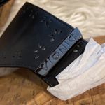 Vionic  Sandals size 10 BNWOT stripes adjustable see pictures color black Photo 1