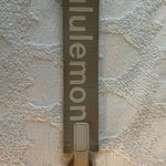 Lululemon keychain Photo 0