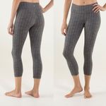 Lululemon  ATHLETICA Wunder Under Crop Ziggy Wee October Angle Wing SIZE 4 Photo 1