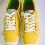 Carisma Low sun yellow knit sneaker Size 11 Photo 3