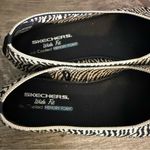 Skechers Cleo Stretch Fit Flats Shoes Wide Fit 11 Natural/Black Stripe Memory Photo 4