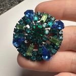Prong Set Rhinestone Blue & Green Gunmetal Tone Round Brooch Pin Photo 0