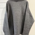 GapFit Women's XL Quilted Jacquard Knit Funnel-Neck Pullover Photo 4