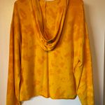 Victoria's Secret PINK Iowa Hawkeyes Sweatshirt Photo 1