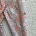 Alo Yoga Tropical Peach Pink Grey Airbrush Python Snakeskin Print Leggings Photo 5