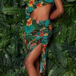 SheIn Floral One-Shoulder Two-Piece Set Photo 4