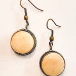 Unique Vintage Vintage Round Cream Stone Dangle Earrings Photo 0