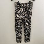 Elie Tahari Floral Straight Leg Black Pants size MEDIUM pull on NWOT Photo 7