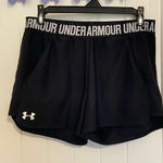 Under Armour EUC |  women’s heat gear loose fit solid active shorts‎ — medium Photo 0