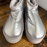 Steve Madden  Silver Metallic Puffer Boot‎ Size 9/10 Photo 2
