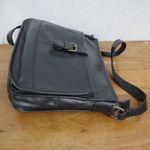Ladies' Fat Face Black Leather Crossbody Bag Photo 4