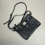 Guess Black Crossbody Purse Zipper Clasp Closures Adjustable Strap Logo Lining Photo 0