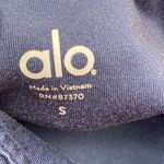 Alo Yoga  Pants‎ Photo 5