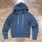 Athleta  • Sundown Hoodie sweatshirt Washed Black grey pullover cropped pocket Photo 1