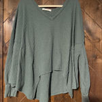 We The Free  Microphone Drop Thermal Photo 0