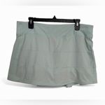 Lululemon  pace rival mint green skirt size 8 Photo 2