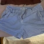 Vineyard Vines  size 0 shorts in seersucker Photo 0
