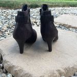 Karen Scott NWOT  Ankle Boots. Heels‎ 3”Size 7.5 M Brown Suede. Photo 3